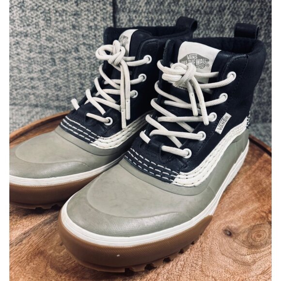 Vans Standard Mid Snow MTE Boots Size 7.5 US Mens Black & Green Weatherproof - Picture 8 of 11